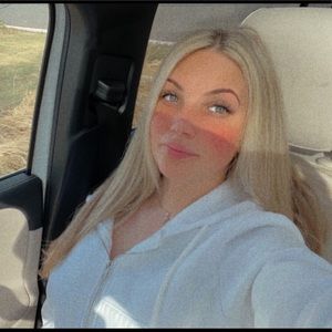 Meet your Posher, Ashlee